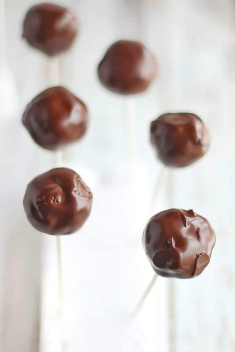 front view of 6 keto chocolate cake pops arranged in 2 rows
