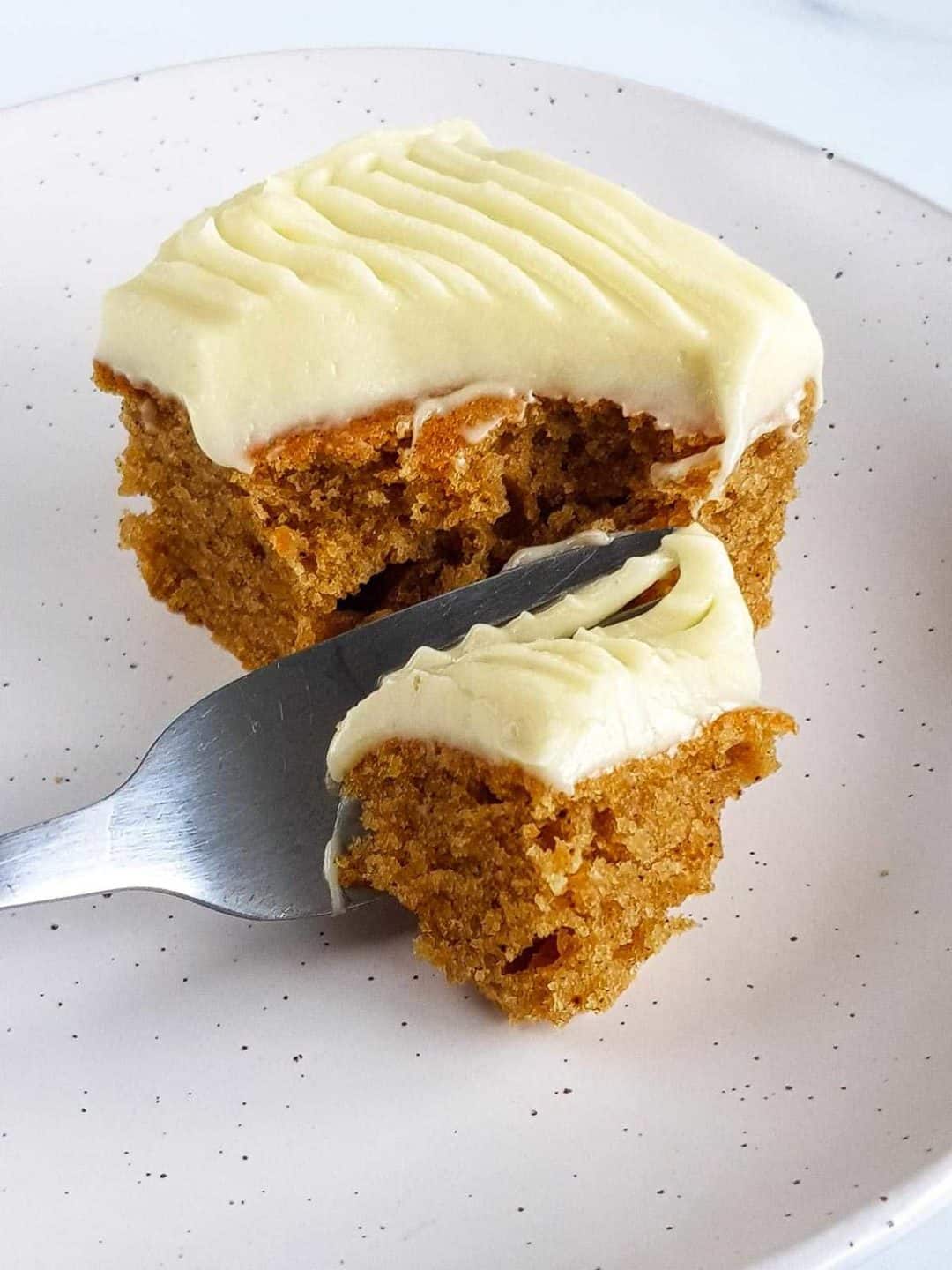 Easy Pumpkin Spice Cake Dizzy Busy and Hungry!