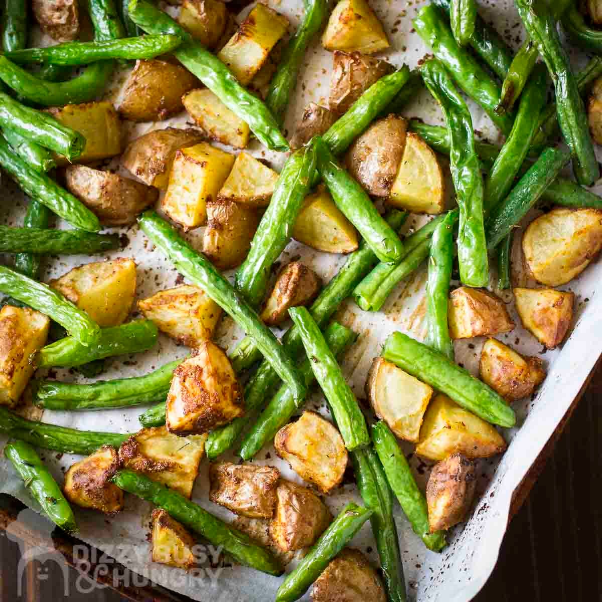 Italian Dressing Sheet Pan Chicken With Green Beans And Potatoes Roasted Green  Beans And Potatoes